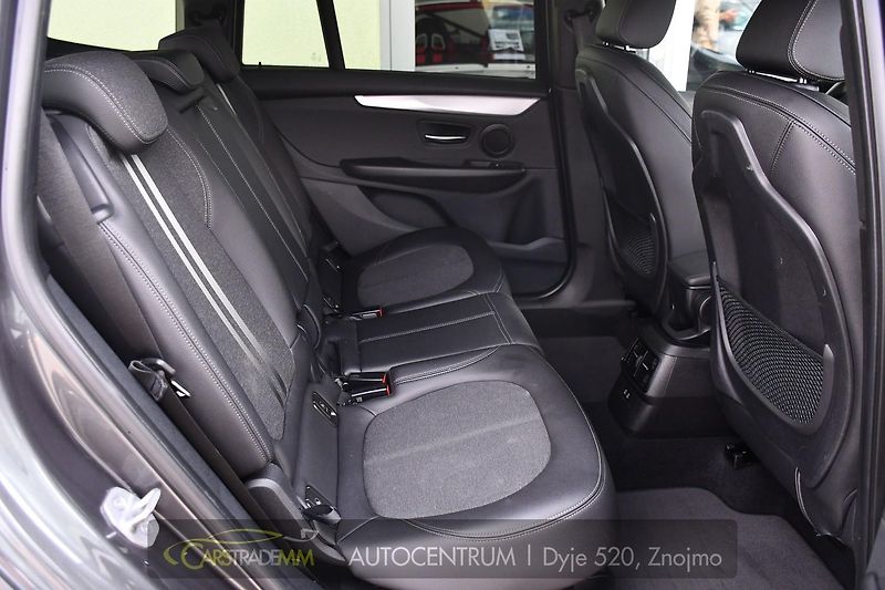 BMW Řada 2 218d GT TAŽNÉ ČR 7MÍST 1M - fotka 20 z 55