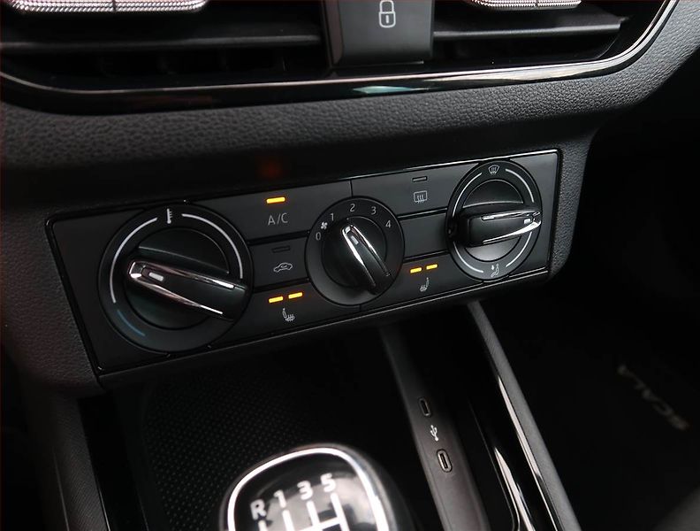 Škoda Scala (2021) Ambition 1.0 TSI, Serv.kniha - fotka 17 z 18