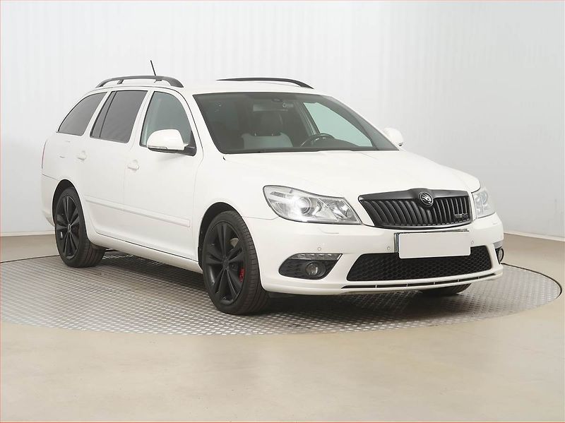 Škoda Octavia (2011) RS 2.0 TDI, Automat, Navi - fotografie inzerátu