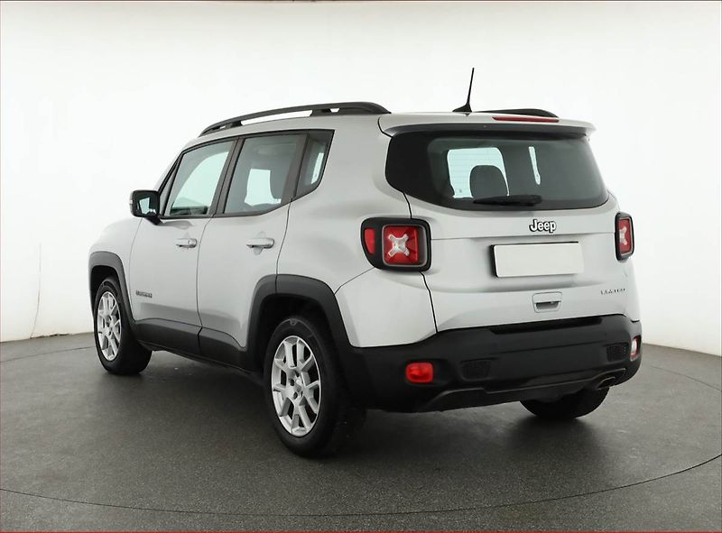 Jeep Renegade (2020) 1.0 T-GDI, Tempomat - fotka 4 z 19