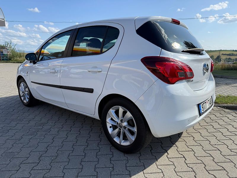 Opel Corsa 1,2 DRIVE - fotka 4 z 16