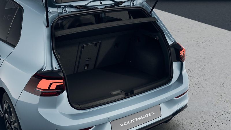Volkswagen Golf R-Line People 1,5 eTSI 7DSG mH - fotka 4 z 9