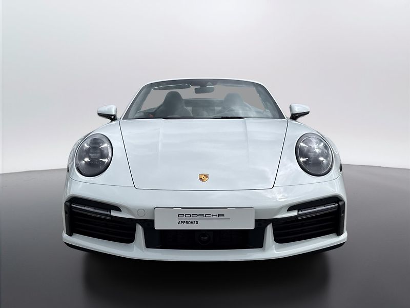 Porsche 911 Turbo S Cabriolet - fotka 3 z 28