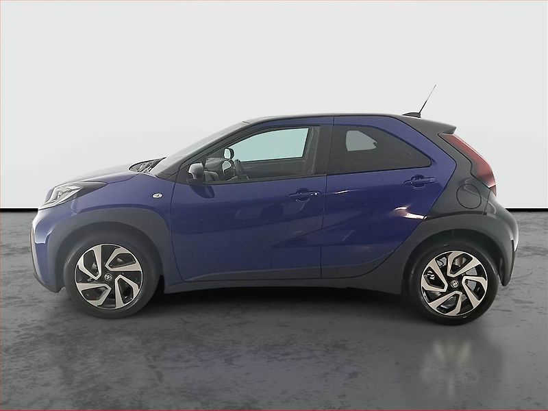 Toyota Aygo (2024) 1.0, Automat, ČR,1.maj - fotka 3 z 18
