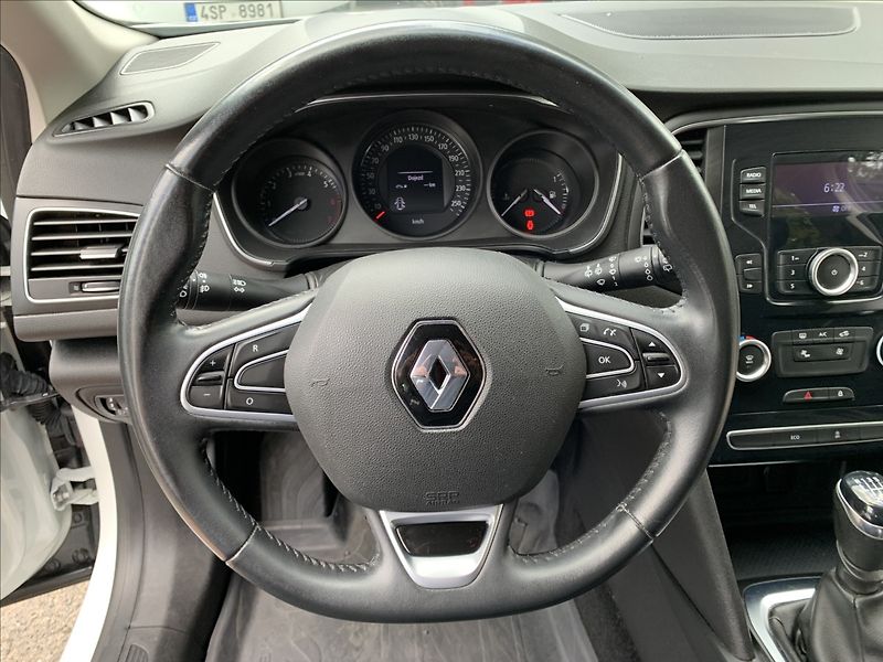 Renault Mégane 1,3 TCe 1.MAJITEL ČR,SERVISKA - fotka 10 z 17
