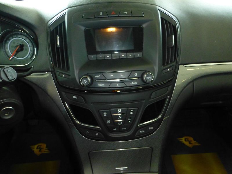 Opel Insignia (2016) 2,0CDTI-125KW*ALU**VYHŘ.VOLANT - fotka 20 z 23