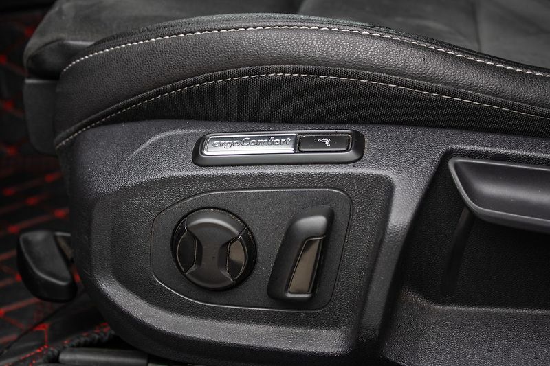 Volkswagen Arteon Shooting Brake Po servisu, v záruce, tažné - fotka 33 z 50