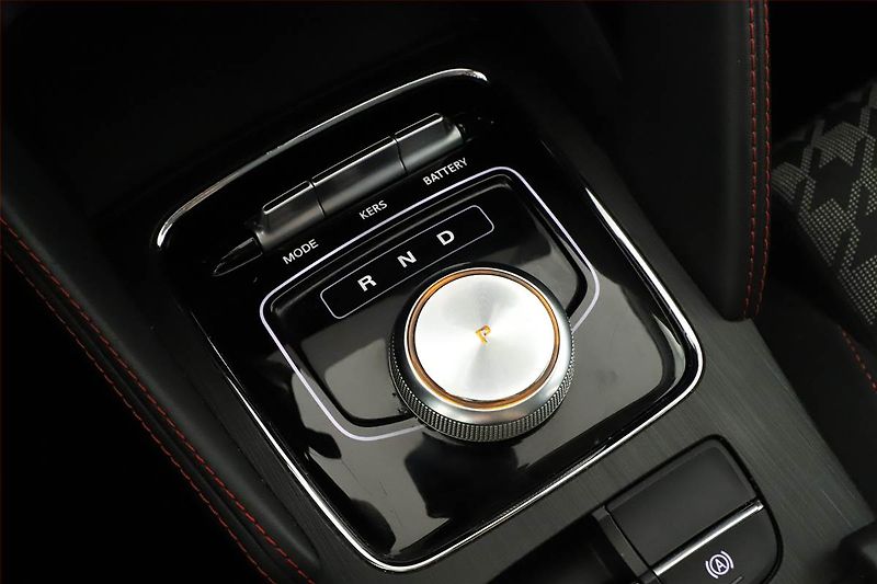 MG ZS (2022) Comfort EV 50.3 kWh, SoH 89% - fotka 11 z 20