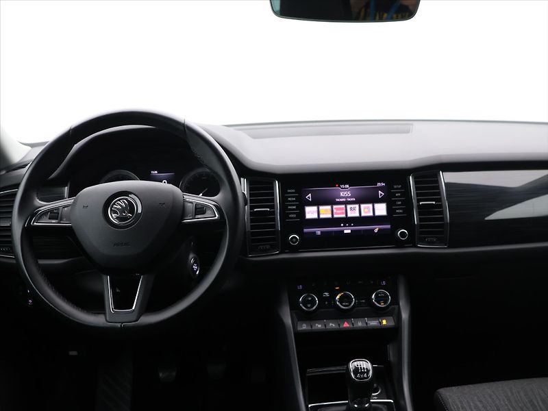 Škoda Kodiaq 2,0 TDI 110kW 4x4 CZ Style LED - fotka 21 z 28