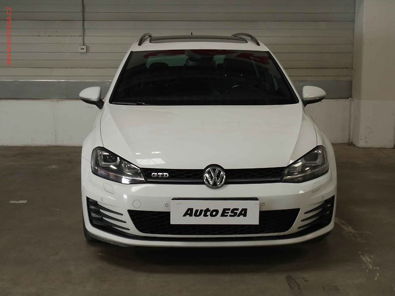 Volkswagen Golf (2016) 2.0TDi, GTD, DSG, bixenon - fotka 2 z 21