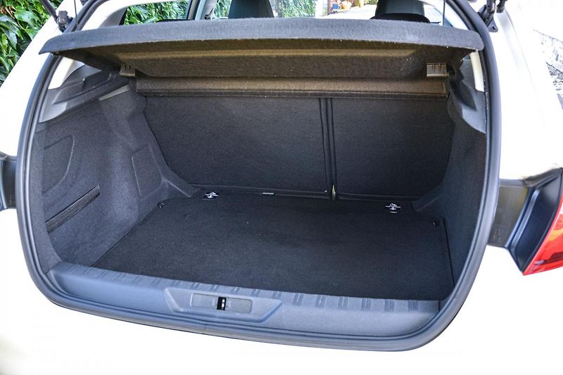Peugeot 308 Active 1.5 Bluehdi S&s 1 MAJ Z - fotka 10 z 25