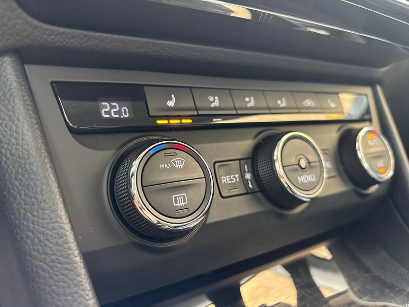 Škoda Superb 2.0TDI-110KW.DSG.TAŽNÉ-ZÁRUKA - fotka 31 z 48
