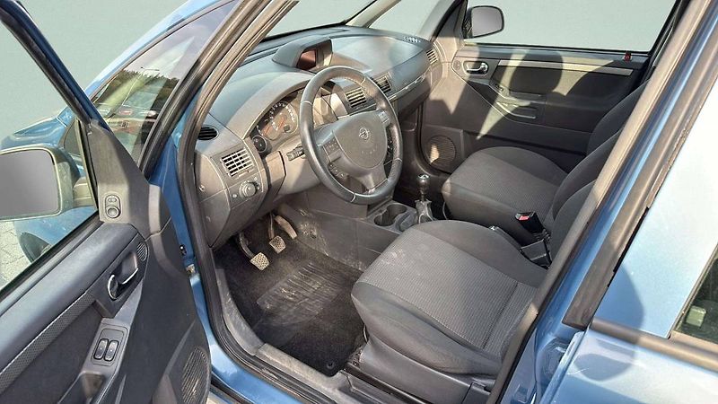 Opel Meriva A  1.4i 16V MT5 (66kW/90k) - fotka 14 z 24