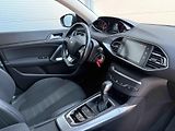 Peugeot 308 (2018) Allure 1.6 BlueHDi EAT6 - náhled 35