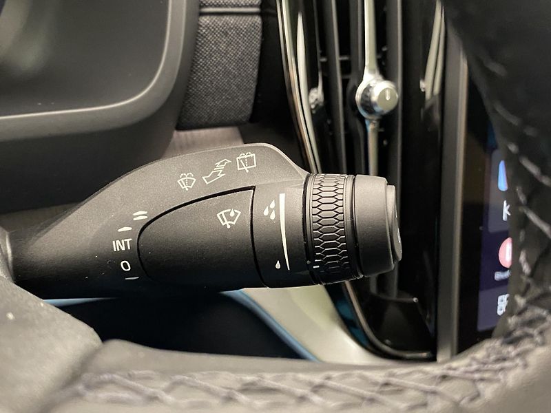 Volvo XC90 (2026) T8 AWD Plug-in DARK PLUS 7m - fotka 34 z 67