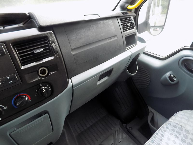 Ford Transit (2011) 2,4 103KW 7 MÍST 3 STR.SKLÁPĚČ - fotka 21 z 50