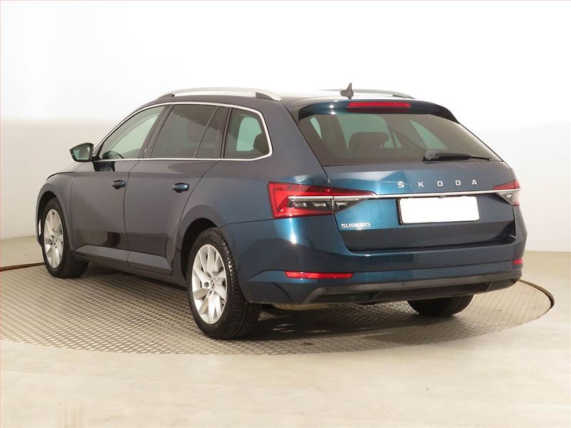 Škoda Superb (2019) Style 2.0 TDI, Automat - fotka 4 z 18