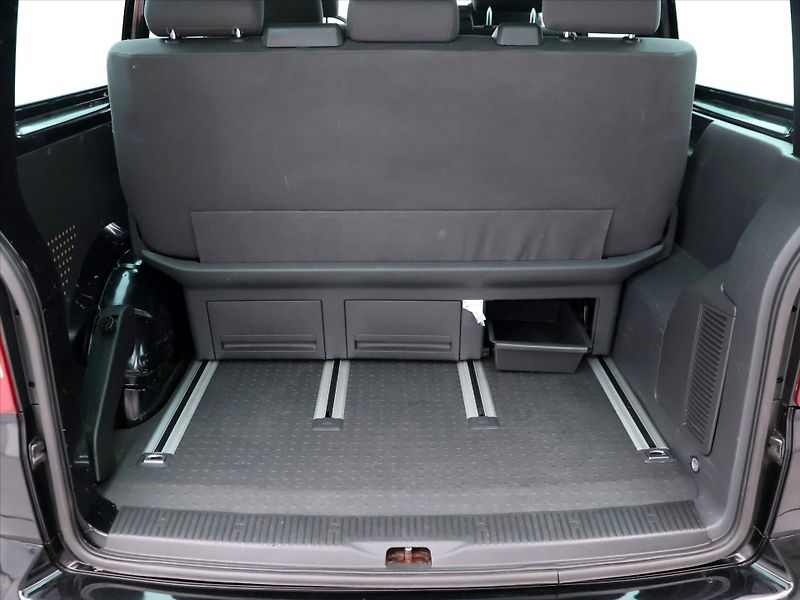 Volkswagen Multivan 1,9 TDI 75kW Startline - fotka 10 z 35