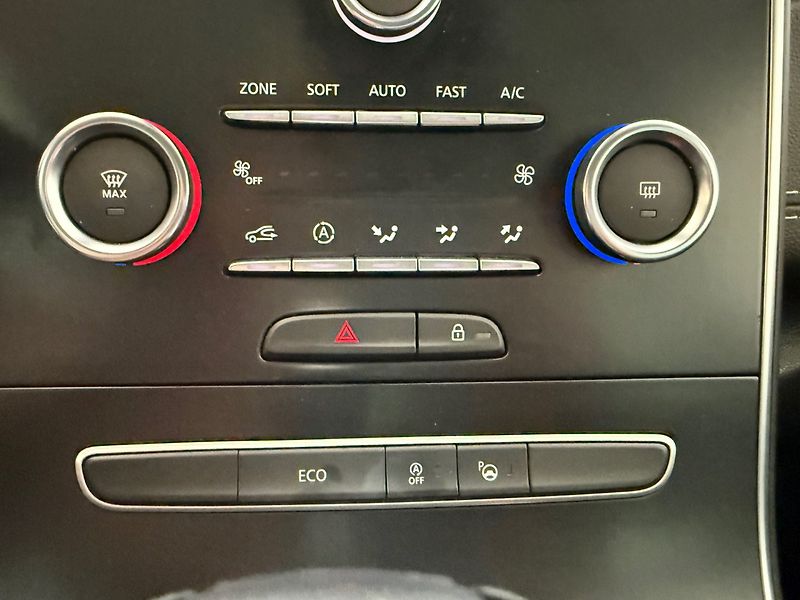 Renault Scénic (2019) 1.7 dCi 120 Intens EDC - fotka 21 z 30