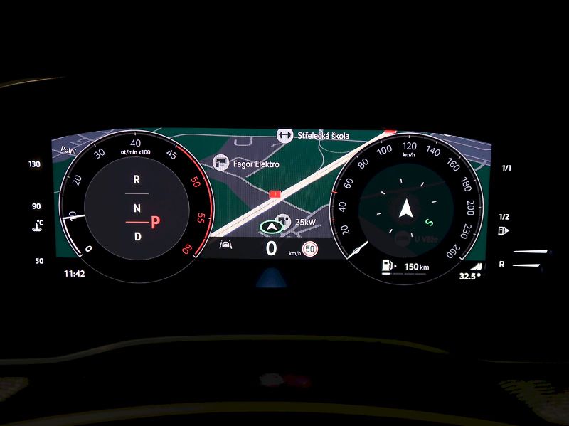 Škoda Octavia (2026) TOP SELECTION 2.0TDI 110KW DSG - fotka 17 z 44