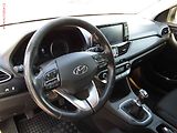 Hyundai i30 (2018) 1.4 T-GDi, 2.maj,ČR, AC - náhled 13