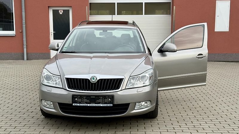 Škoda Octavia 1.4TSi*90kW*ELEGANCE PLUS*TOP* - fotka 23 z 25