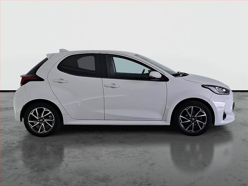 Toyota Yaris (2021) 1.5 VVT-i, Tempomat - fotka 6 z 17