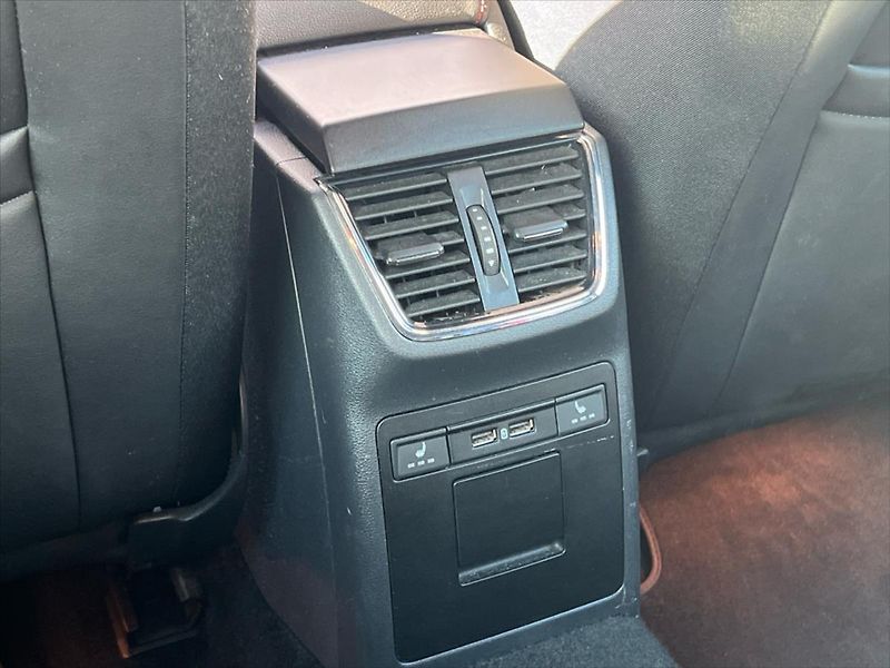 Škoda Octavia 2,0 TDi 135kW  III. FL RS - fotka 21 z 31