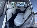 Toyota RAV4 (2026) EXECUTIVE 2,5 PHEV 4x4 - náhled 8