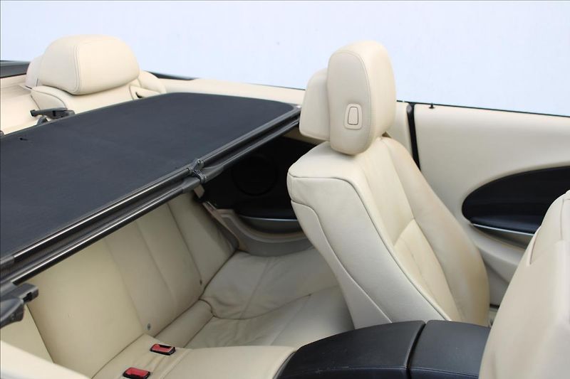 BMW Řada 6 635d / 210 kW / Cabrio - fotka 33 z 45