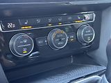 Volkswagen Passat (2020) 2.0TDi MAN Business RZV - náhled 36