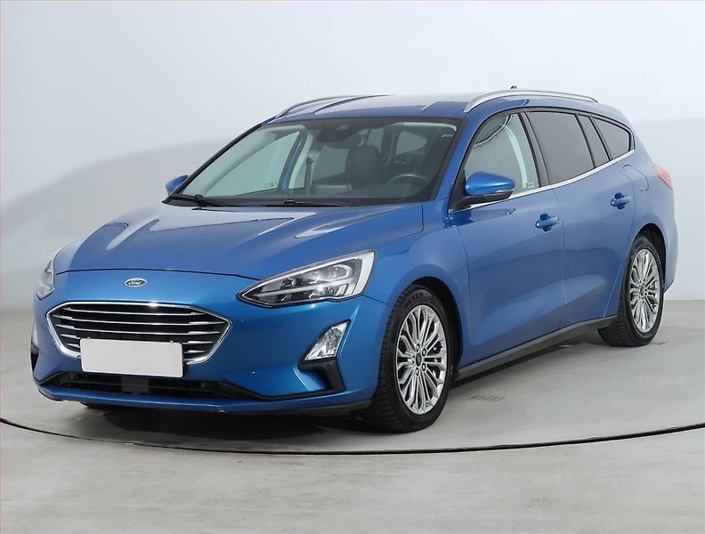 Ford Focus (2019) 2.0 EcoBlue, Automat, Navi - fotka 2 z 22