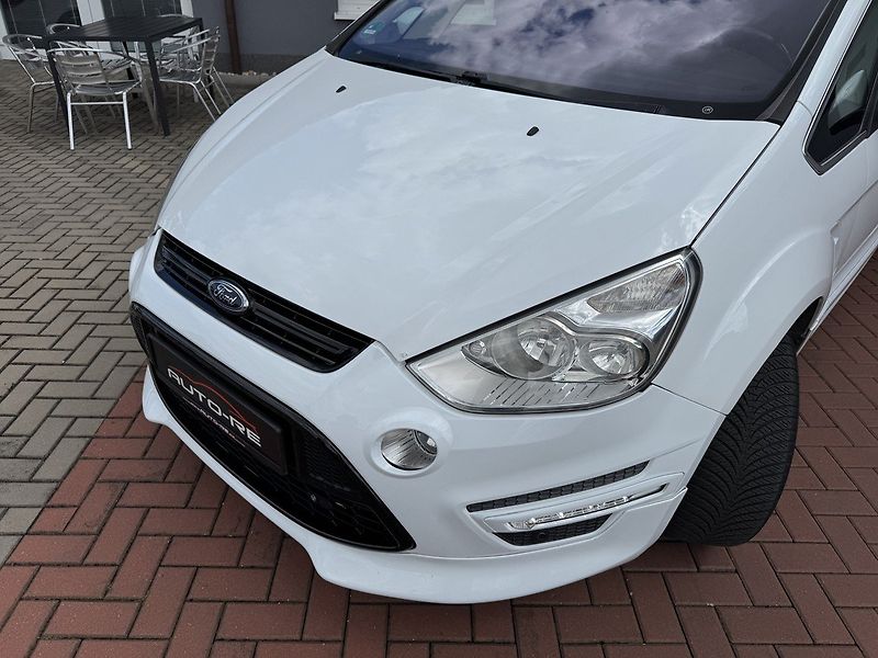 Ford S-MAX (2010) 2.0TDCi Digi Klima Tempomat - fotka 33 z 47