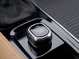 Volvo V90 2.0 D3 110kW Momentum LED - náhled 29