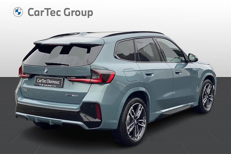 BMW X1 xDrive20d - fotka 7 z 9