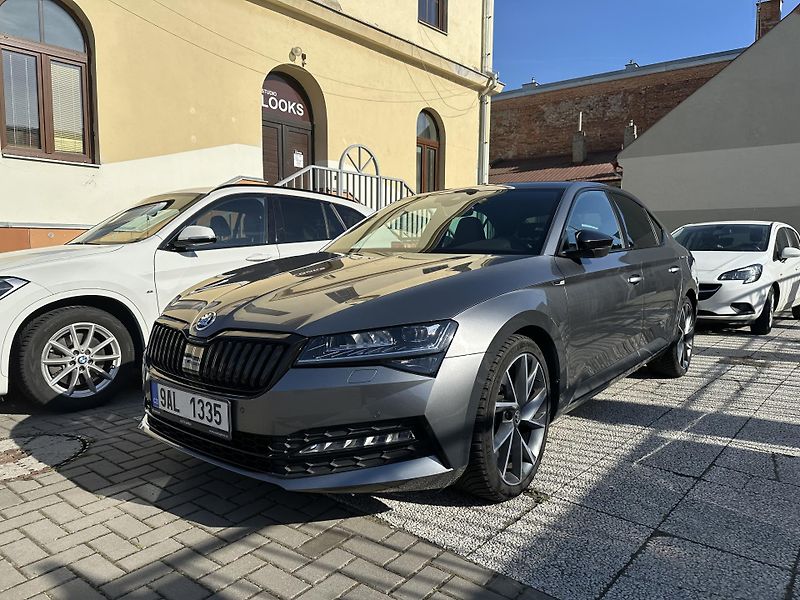 Škoda Superb (2022) SportLine - fotka 7 z 14
