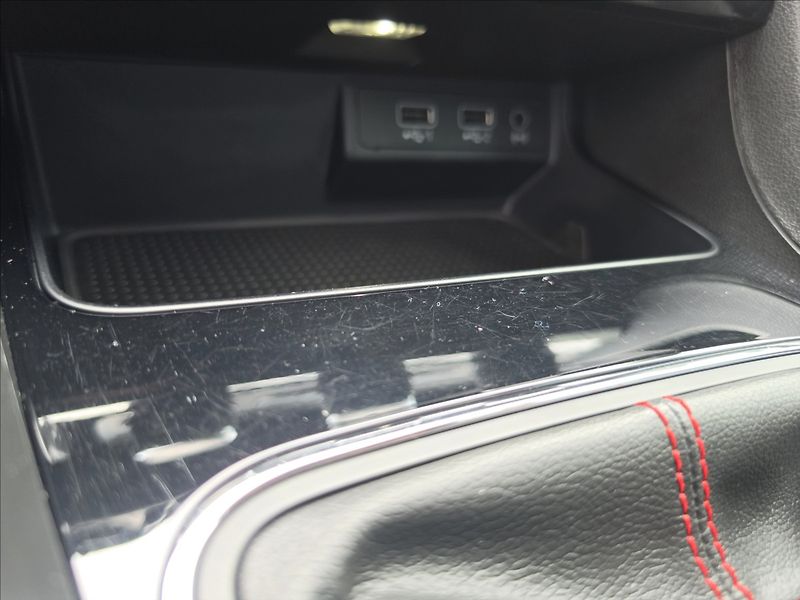 Seat Leon 1,4 TSi 92KW FR LED NAVI KŮŽE - fotka 27 z 49