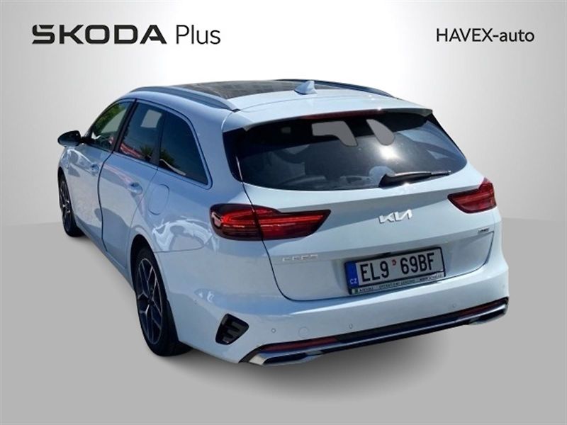 Kia Ceed SW (2023) Cee´d SW 1.6 PHEV AT Premium - fotka 2 z 4