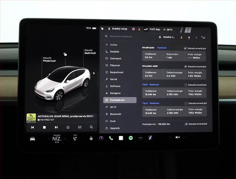 Tesla Model Y (2022) Long Range AWD 79kWh, SoH 91% - fotka 10 z 19