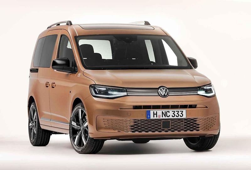 Ford nabízí dva typy a jednu z nich ve dvou velikostních verzích