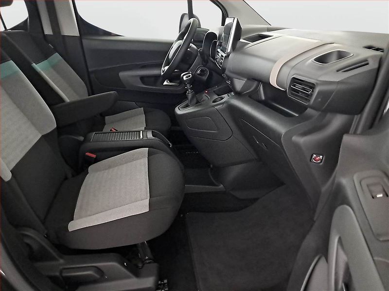 Citroën Berlingo (2021) Maxi Feel Pack 1.5 BlueHDi - fotka 9 z 18