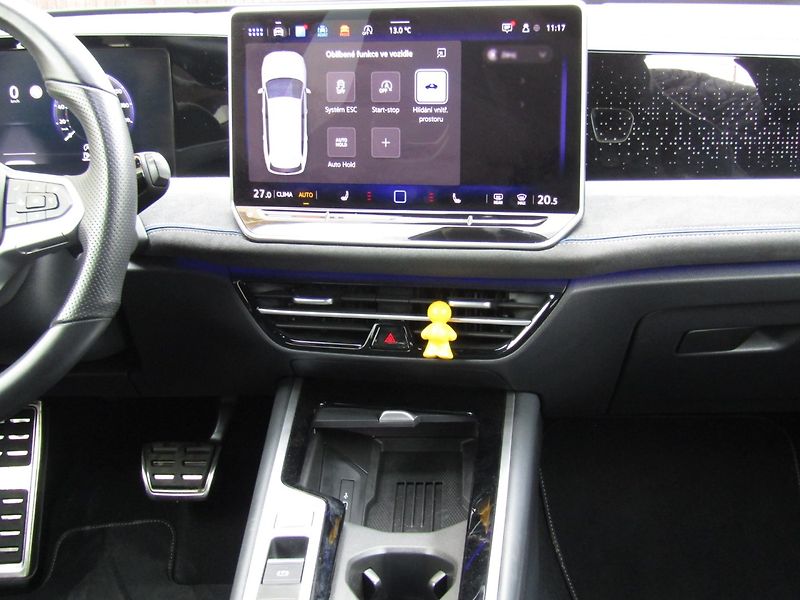 Volkswagen Passat Variant (2024) 2.0 TDI 110kW DSG R-Line - fotka 17 z 47