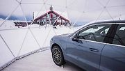 Porsche Cayenne v bublině 2286 metrů nad mořem.