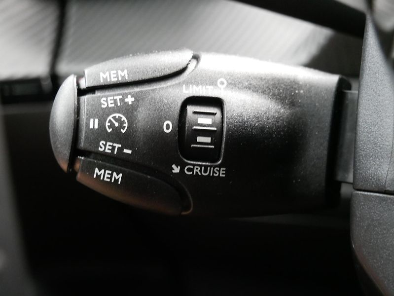 Peugeot 2008 - fotka 13 z 27