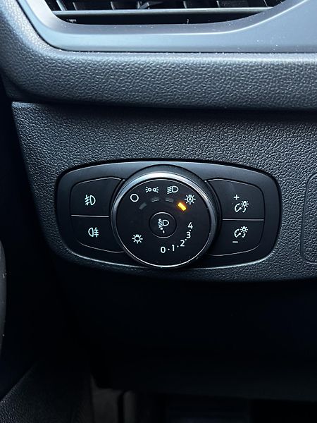 Ford Focus 1.5 EcoBlue Titanium X TZ DPH - fotka 20 z 25