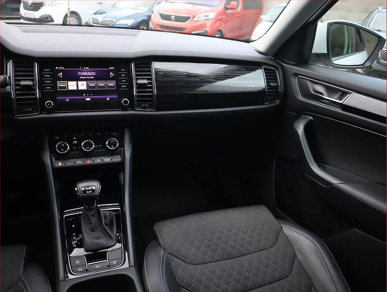 Škoda Kodiaq (2019) 2.0 TSI - fotka 8 z 26