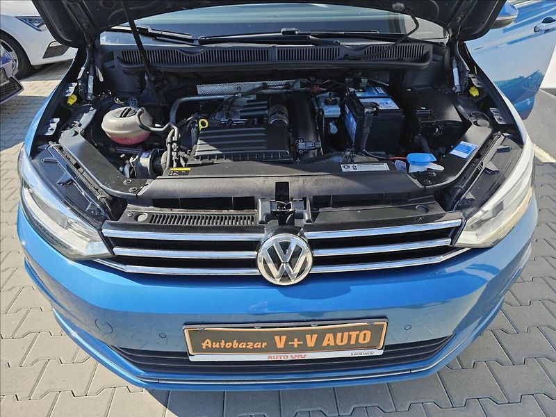 Volkswagen Touran 1,4 TSi 110KW Highline Panoram - fotka 44 z 52