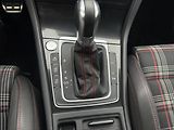 Volkswagen Golf 2.0 GTI DSG - náhled 11