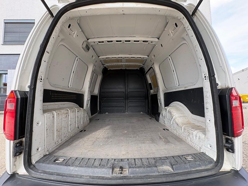 Volkswagen Caddy Maxi 1.4 TSI 92 kW ČR, DPH - fotka 14 z 35