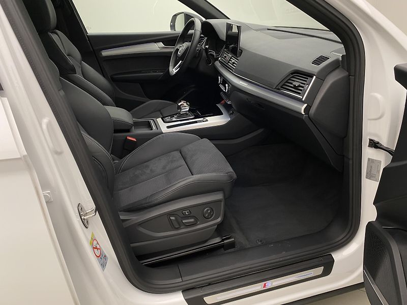 Audi SQ5 3.0TDI QUATTRO AUT  - fotka 23 z 60